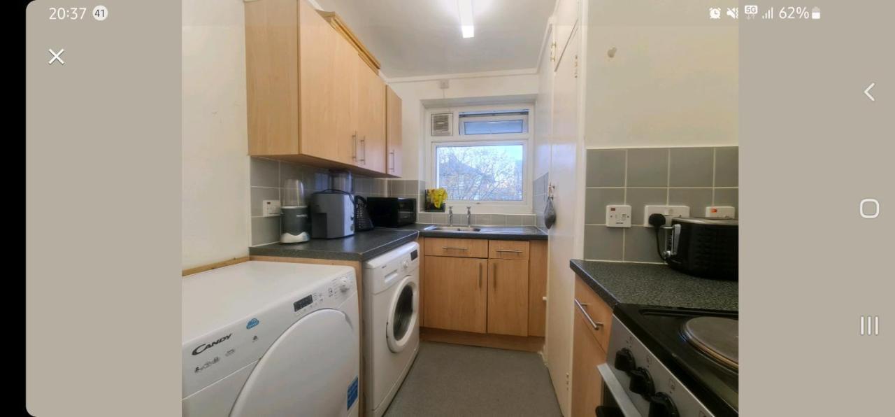 Апартаменти R1 Superking Sized Bed & 65" Tv On The Wall In Clapham Лондон Екстер'єр фото