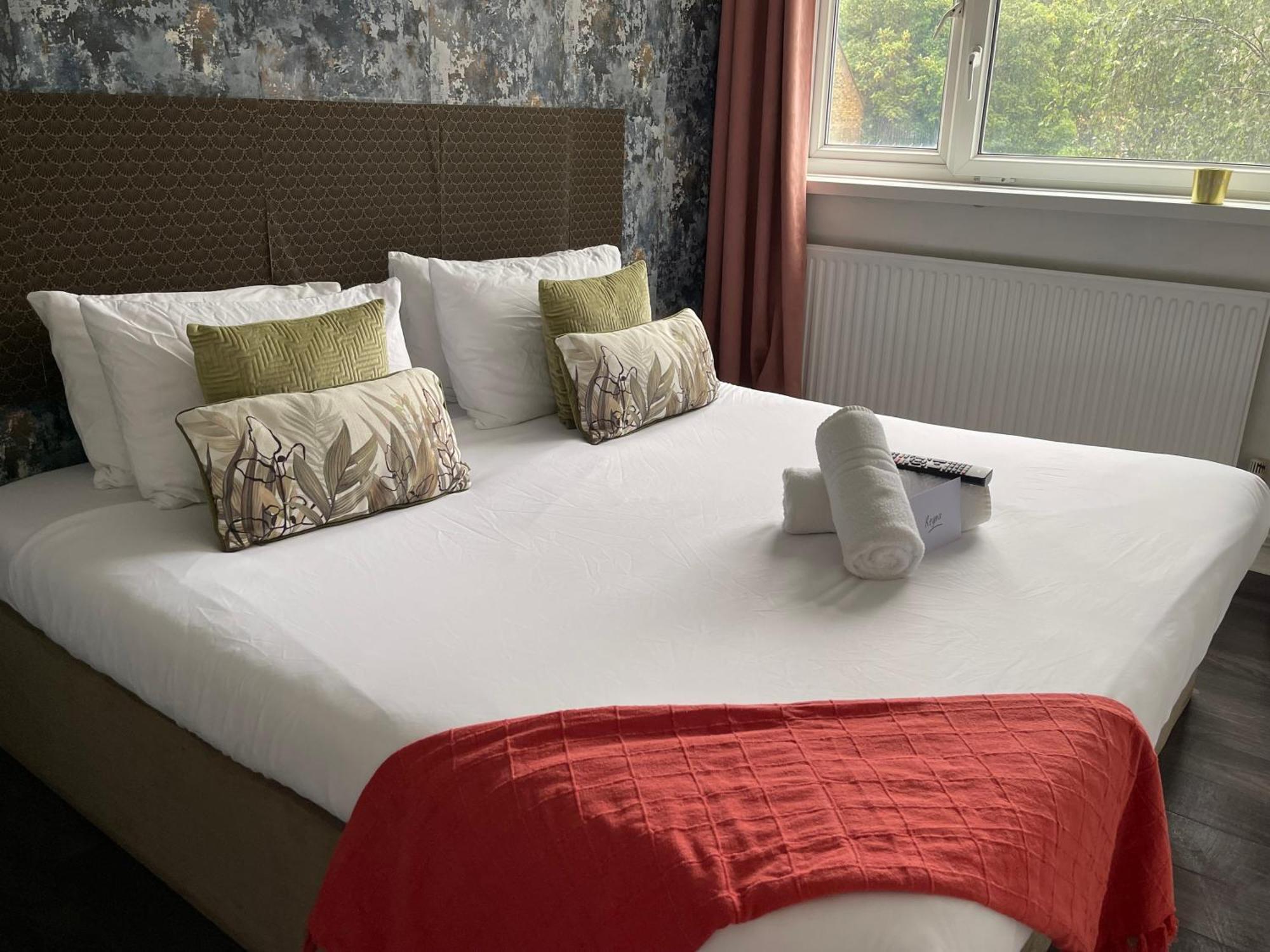 Апартаменти R1 Superking Sized Bed & 65" Tv On The Wall In Clapham Лондон Екстер'єр фото